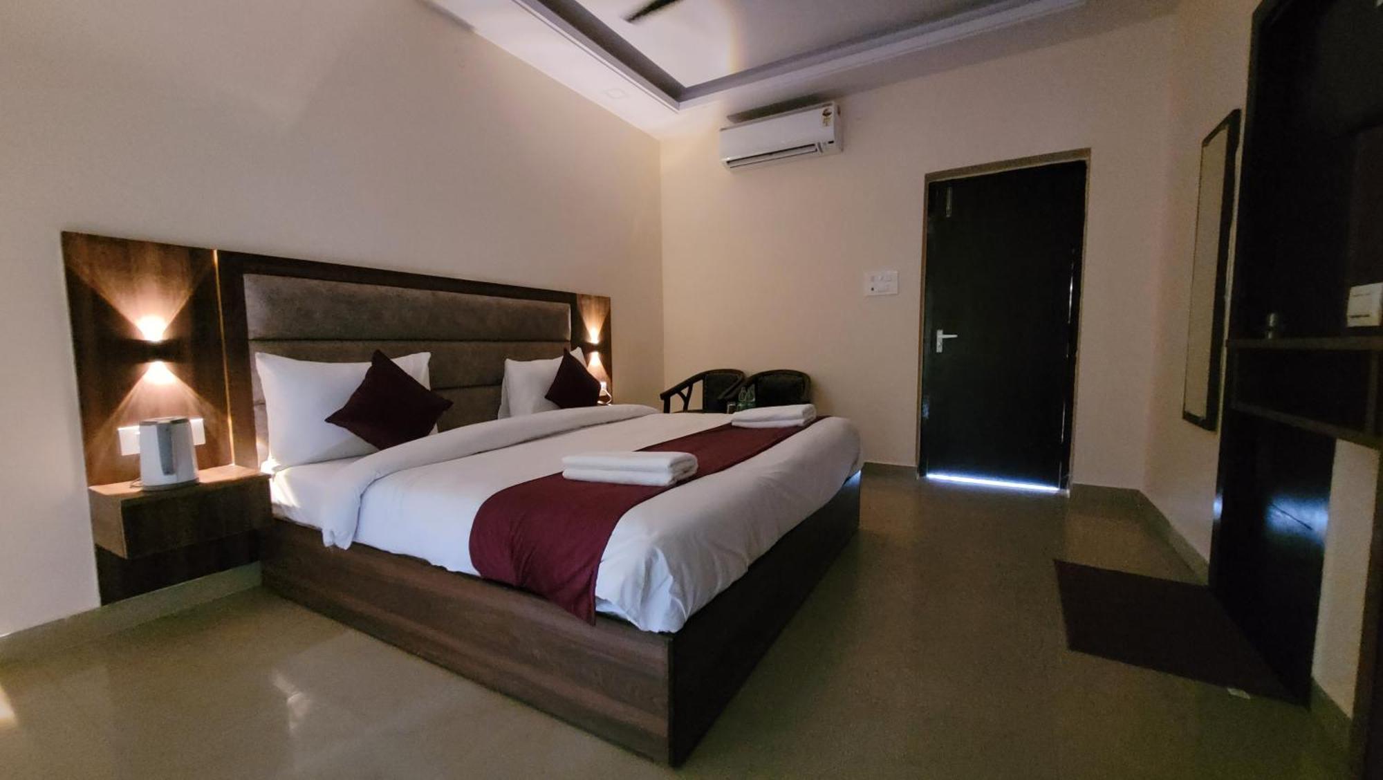 Hotel Keshav Nandan By The Shivaay Rishīkesh Eksteriør bilde